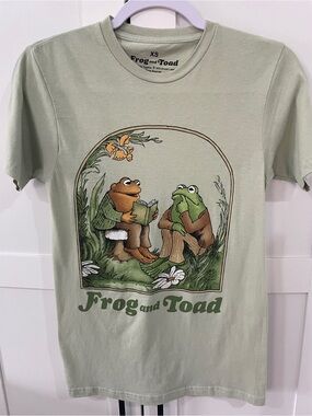 Frog and Toad Sage Green Graphic Tee